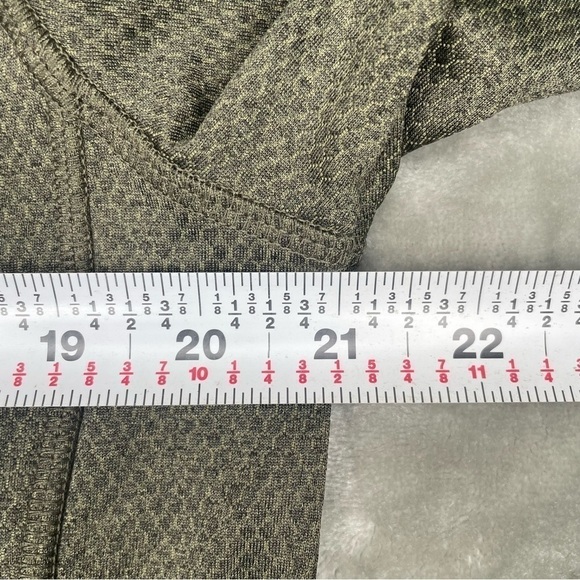 NordicTrack Quarter Zip Long Sleeve Lightweight Pullover Running Size Medium - Picture 6 of 7